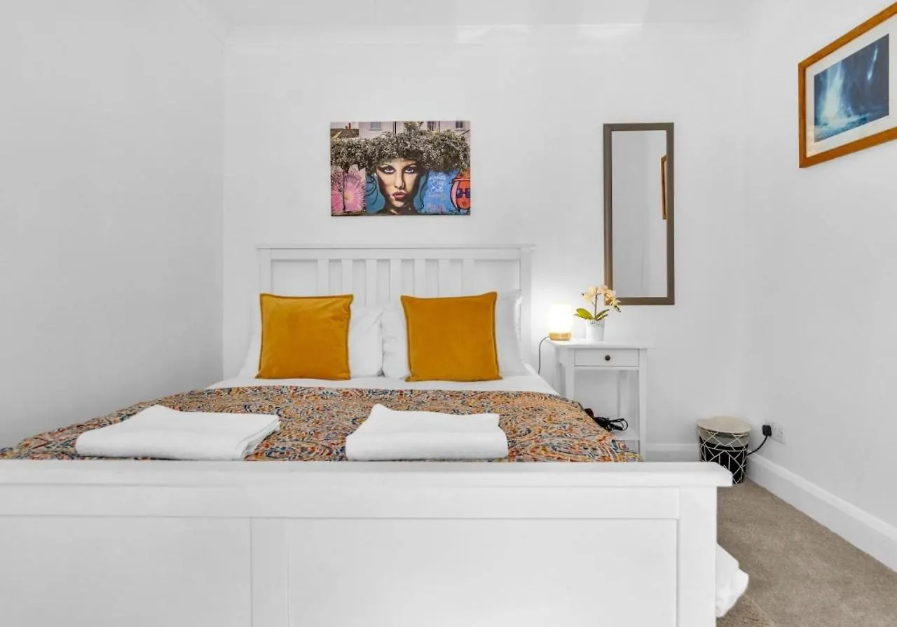Golden Sunset House With Free Parking By My Getaways Villa Brighton